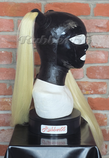 Patterned Pigtail Contrast Hood