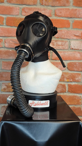 Fetish Gas Mask & Tube